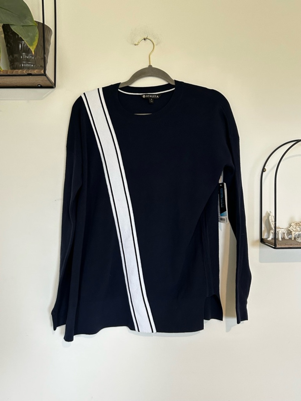 NWT Athleta Navy & White‎ Streetwise Crewneck Long Sleeve Sweater Coolmax Small
